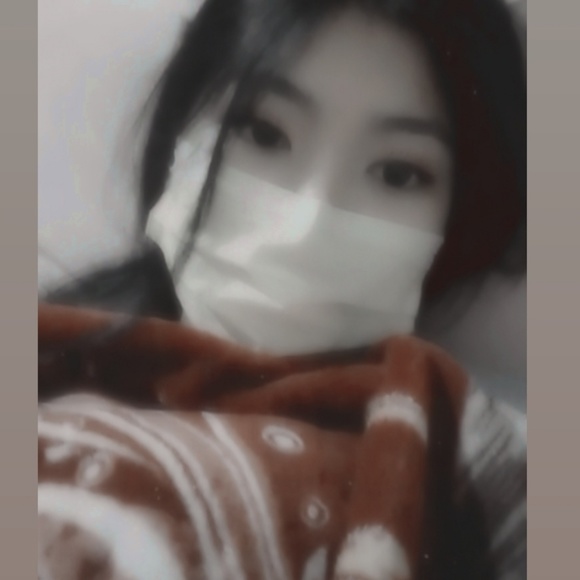 Meet your Posher, Juli - Picture 1 of 1